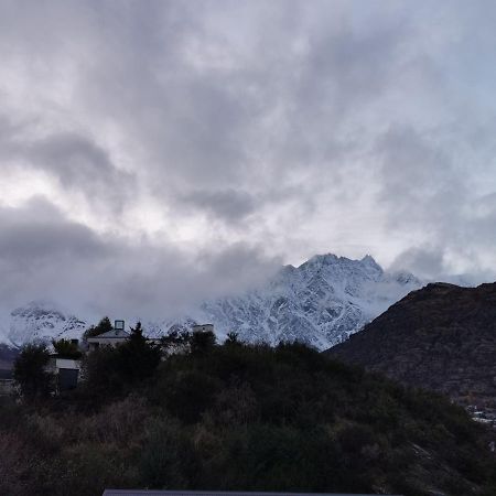 Alpine Village Views 皇后镇 外观 照片
